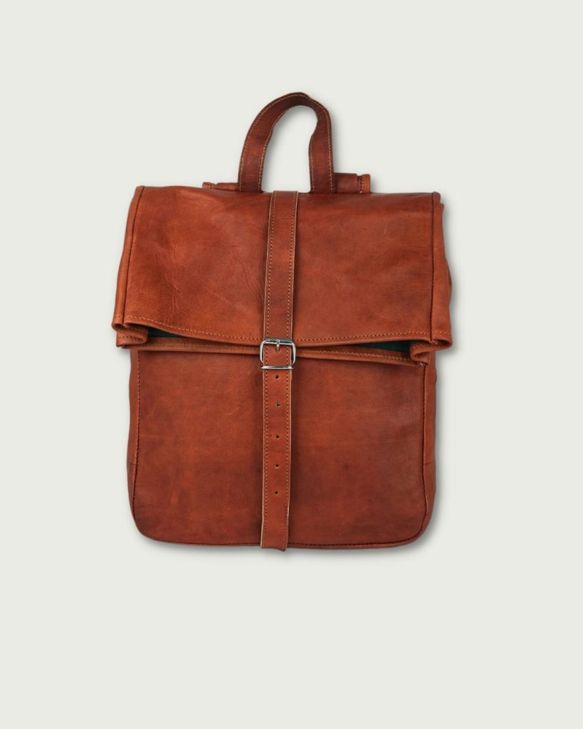 Pánsky rolovací kožený ruksak INIGO z predu