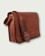 Pánska kožená messenger taška do práce na notebook
